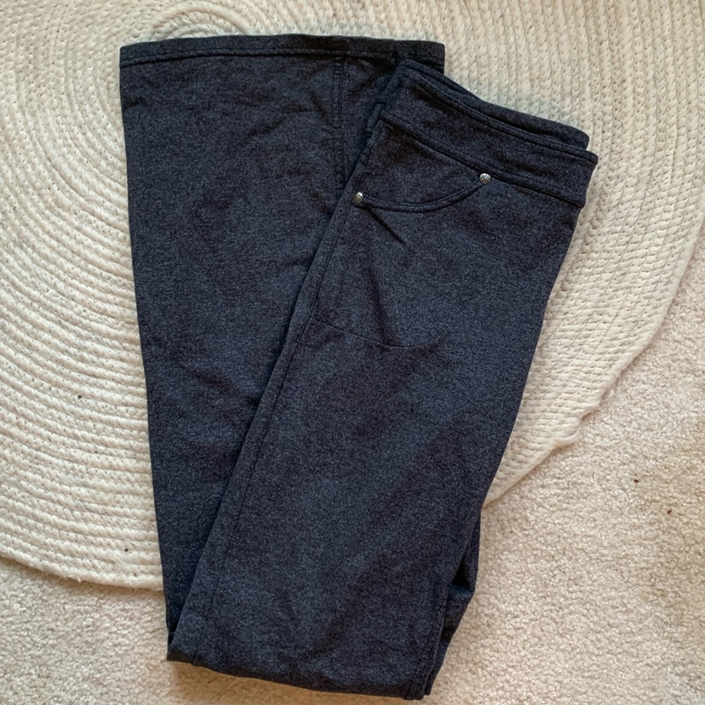 Athleta yoga pants